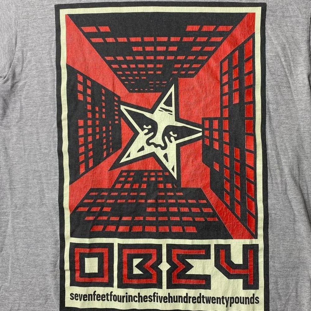Obey Shepard‎ Fairey Andre the Giant shirt